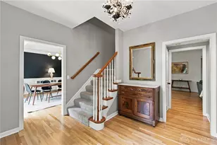 866 Miami Ridge Dr, Loveland, OH 45140 - Photo 2