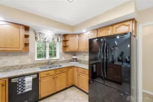3547 Harmeling Dr, Beavercreek, OH 45440 - Photo 10