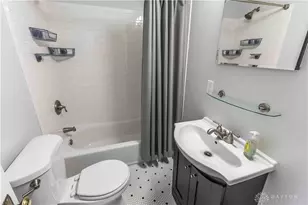 404 E Dorothy Ln, Kettering, OH 45419 - Photo 10