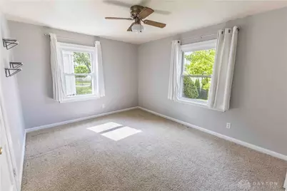 404 E Dorothy Lane, Kettering, OH 45419 - Photo 8