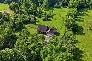2619 Fox Hollow Rd, German Twp, OH 45502 - Photo 6