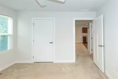 6639 Crystal Harbour Drive, Middletown, OH 45042 - Photo 22
