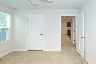 6639 Crystal Harbour Dr, Middletown, OH 45042 - Photo 22