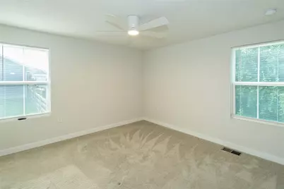 6639 Crystal Harbour Drive, Middletown, OH 45042 - Photo 16