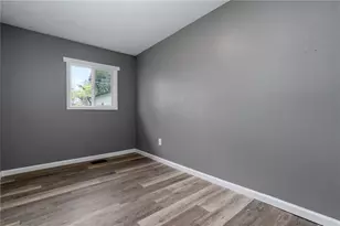 187 Poe Ln, Xenia, OH 45385 - Photo 14