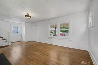 44 E Beechwood Avenue, Dayton, OH 45405 - Photo 8