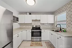 1608 Edendale Rd, Dayton, OH 45432 - Photo 8