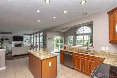 2650 Wyndham Drive, Beavercreek, OH 45431 - Photo 4