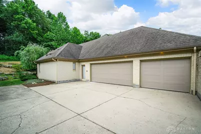 2614 E Centerville Station Road, Washington Twp, OH 45459 - Photo 46