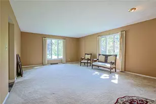 2727 Wellsford Dr, Springfield, OH 45503 - Photo 8