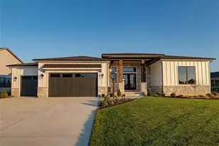 9338 Rochelle Ln, Clear Creek Township, OH 45458 - Photo 1