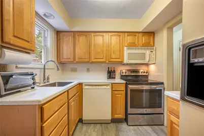 201 S Pelham Drive, Kettering, OH 45429 - Photo 10