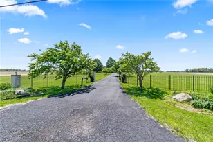 10210 Baltimore Phillipsburg Rd, Clay Twp, OH 45309 - Photo 8