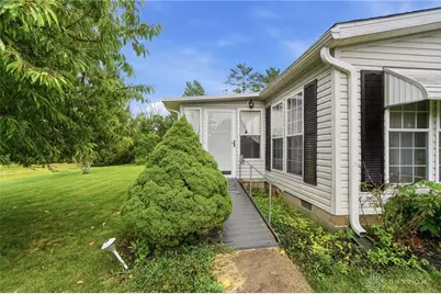 141 South Point Drive, Fairborn, OH 45324 - Photo 6