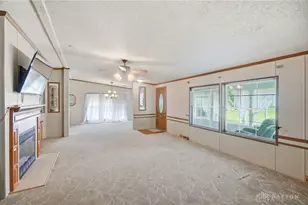 141 S Point Dr, Fairborn, OH 45324 - Photo 12