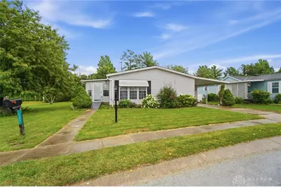 141 South Point Drive, Fairborn, OH 45324 - Photo 4