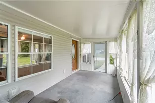 141 S Point Dr, Fairborn, OH 45324 - Photo 8