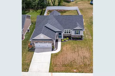 1047 Brooke Lane, Xenia, OH 45385 - Photo 2