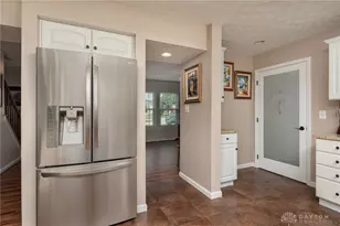 2494 Silver Springs Ct, Beavercreek, OH 45431 - Photo 6
