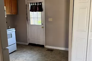 1729 Rawson Pl, Dayton, OH 45432 - Photo 6
