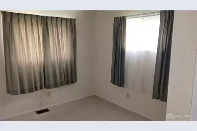 4611 Amesborough Road, Dayton, OH 45420 - Photo 6