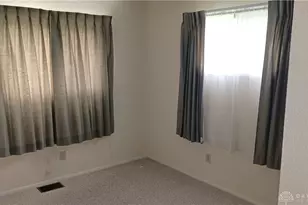 4611 Amesborough Rd, Dayton, OH 45420 - Photo 6