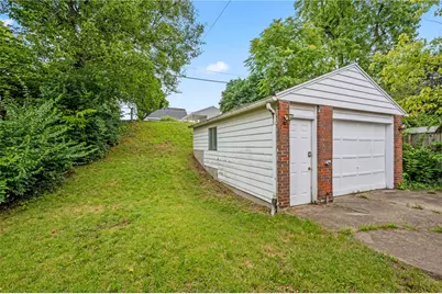 246 N Cherrywood Avenue, Dayton, OH 45403 - Photo 38