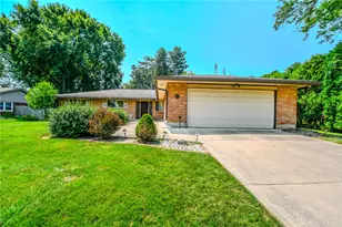 2228 E Whipp Rd, Kettering, OH 45440 - Photo 1