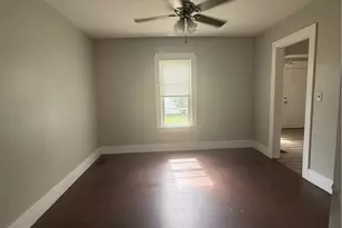 109 S Irwin St, Dayton, OH 45403 - Photo 4