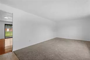 617 Bradfield Dr, Trotwood, OH 45426 - Photo 8