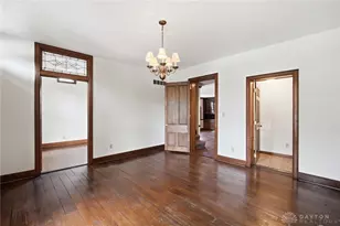 26 Brown St, Dayton, OH 45402 - Photo 8