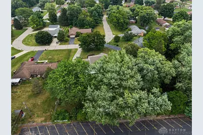 129 Outerview Circle, Xenia Twp, OH 45385 - Photo 2