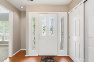 6810 Casa Grande Ct, Huber Heights, OH 45424 - Photo 2