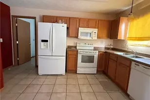 2408 Homeland Ct, Kettering, OH 45420 - Photo 4