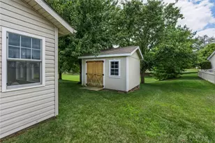 498 Kathys Way, Xenia, OH 45385 - Photo 2