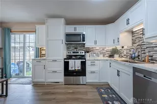 5042 Lindbergh Blvd, West Carrollton, OH 45449 - Photo 8