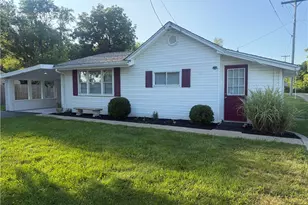 125 E Weaver St, New Lebanon, OH 45345 - Photo 2