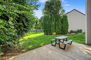 2263 Polo Park Dr, Dayton, OH 45439 - Photo 36