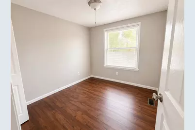 11649 Pippin Road, Colerain Township, OH 45231 - Photo 14