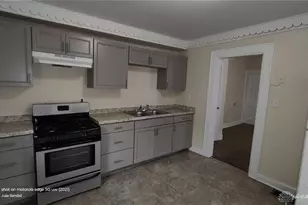 1131 W High St, Springfield, OH 45506 - Photo 8