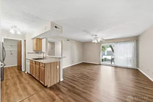 1501 Lake Pointe Way, Centerville, OH 45459 - Photo 10