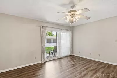 1501 Lake Pointe Way, Centerville, OH 45459 - Photo 8