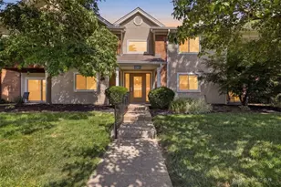 1501 Lake Pointe Way, Centerville, OH 45459 - Photo 2