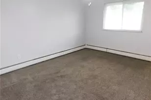 1718 Radio Rd, Dayton, OH 45403 - Photo 8