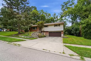 4557 Timberwilde Dr, Dayton, OH 45440 - Photo 2