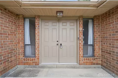8953 Emeraldgate Drive, Huber Heights, OH 45424 - Photo 2