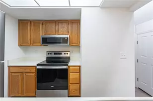1184 Bay Harbour Circle, Washington Twp, OH 45458 - Photo 8