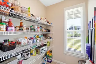 715 Harvest Ln, Washington Twp, OH 45458 - Photo 14