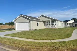 431 Park Hills, Fairborn, OH 45324 - Photo 1