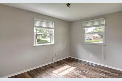 4554 Powell Road, Huber Heights, OH 45424 - Photo 14